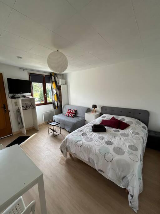 Studio Proche Beauval Et Chateaux De La Loire Francueil Dış mekan fotoğraf